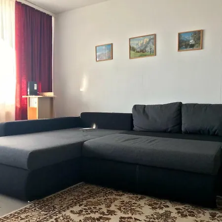 Homely Near Exhibition Center Apartment *